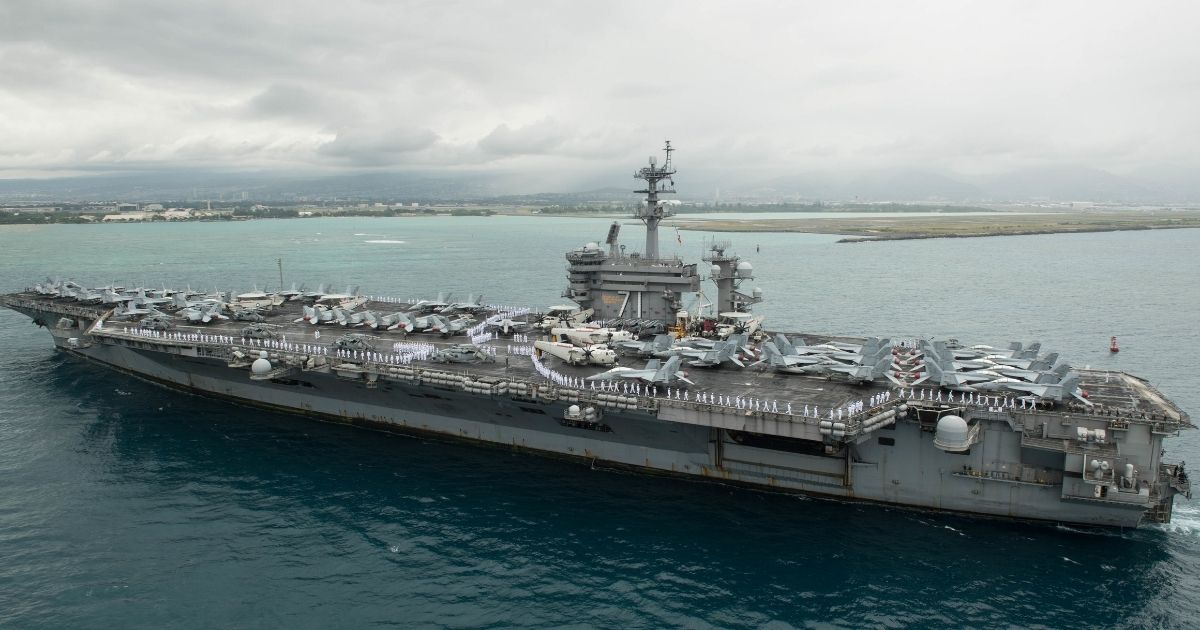 Aircraft carrier USS Theodore Roosevelt (CVN 71) arrives in Pearl Harbor, Hawaii, April 27, 2018.