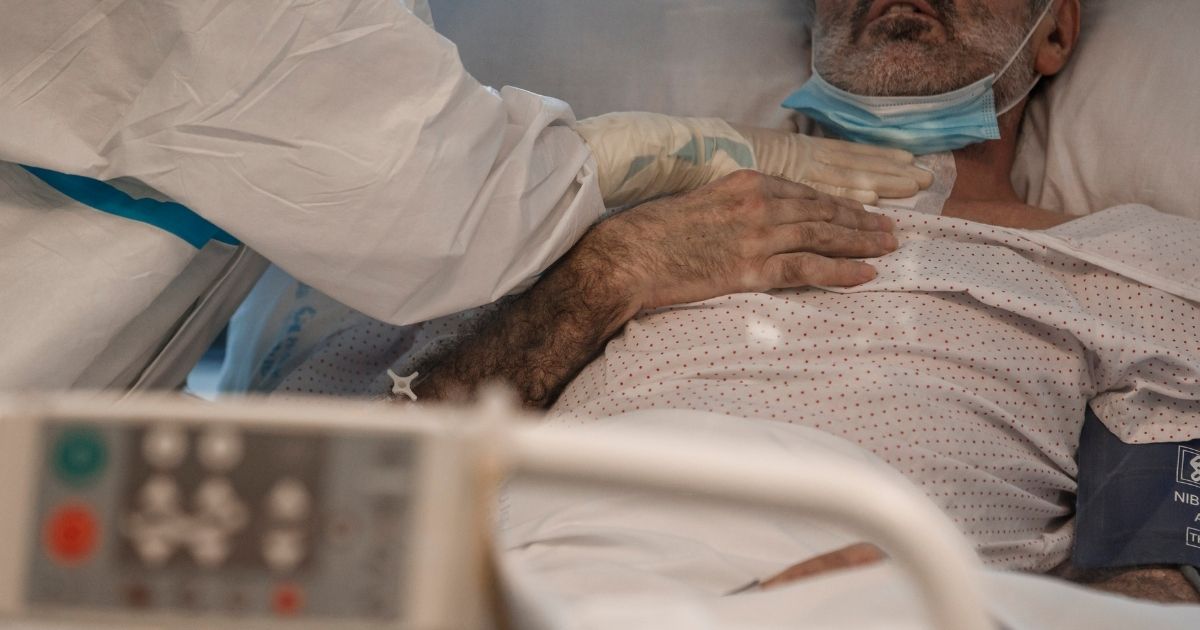 The ICU of the Puerta de Hierro Public Hospital on May 17, 2020 in Majadahonda, Spain. Health workers, doctors, nurses and assistants work to try to save the lives of patients infected with coronavirus. Since the pandemic began in Spain, there have been 231,000 infected and more than 27,000 dead.