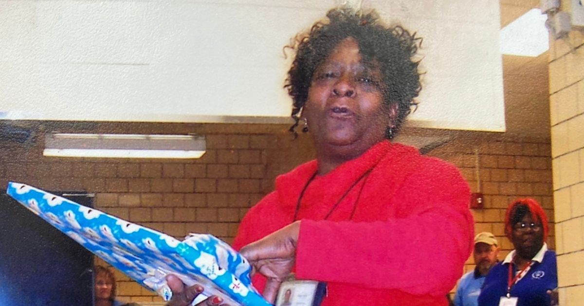 Linda Ellis, 73, was shot by intruders in Goldsboro, North Carolina.