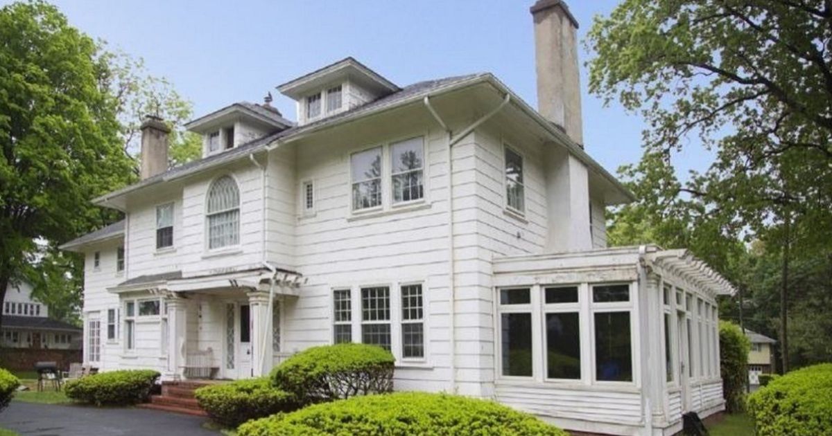 This nearly 4,000-square-foot Victorian mansion went on the market in Montclair, New Jersey, in 2017 for just $10.