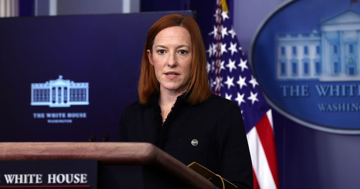 Press Sec Ignores CDC Study, Claims White House Lacks Data in Debate on Opening Schools