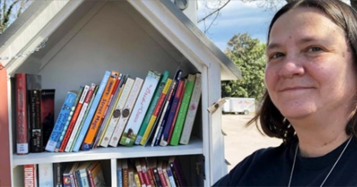 Jennifer Williams, also known simply as the "Book Lady," is on a mission to give away 1 million books.