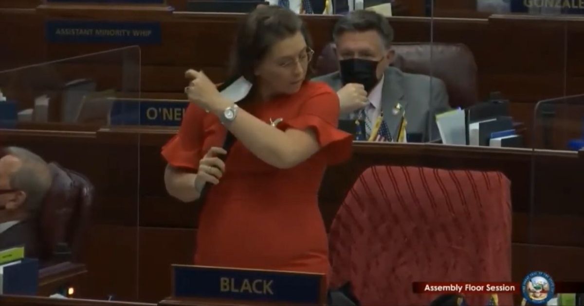 Assemblywoman Annie Black of Mesquite, Nevada, was not allowed to vote after the 26-16 censure along party lines, as she broke the rules that require people to wear a face-covering inside of the government building unless they have confirmed their coronavirus vaccination.