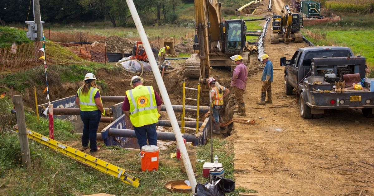 Contractors work on the Williams Transco gas liquids pipeline on Oct. 6, 2017, in Lebanon, Pennsylvania.