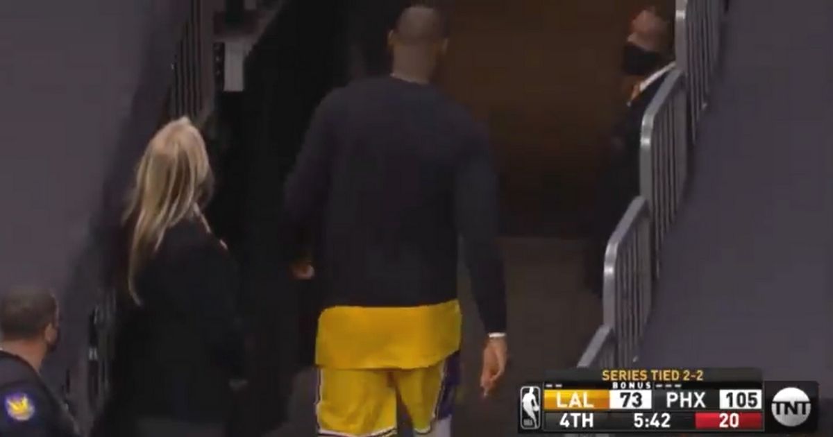 LeBron James of the Los Angeles Lakers leaves the court in Phoenix.