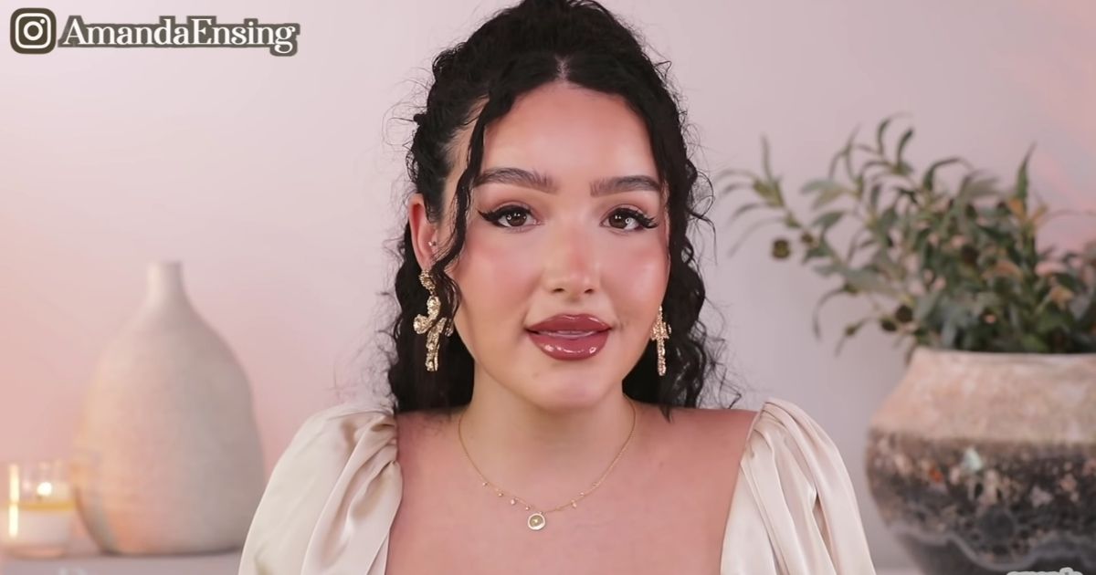 Amanda Ensing, a beauty influencer with 1.4 million Instagram and YouTube followers, is suing the international makeup company Sephora after being fired.