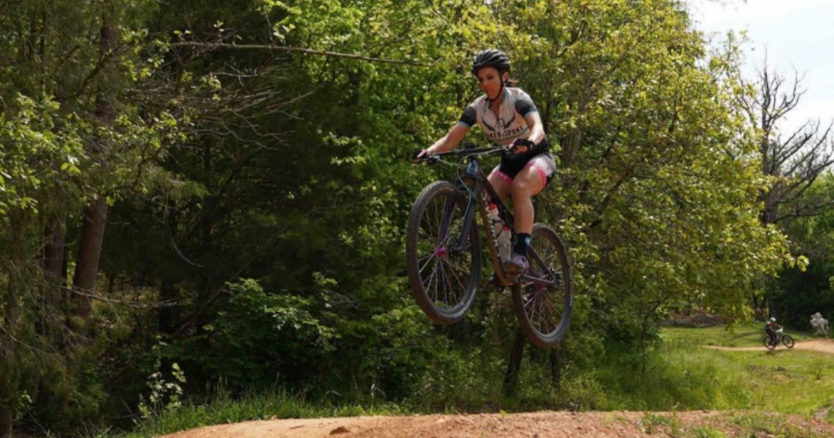 Previously undefeated female mountain bike champion Leia Schneeberger speaks to Fox News' Laura Ingraham about losing the top spot to a transgender competitor.