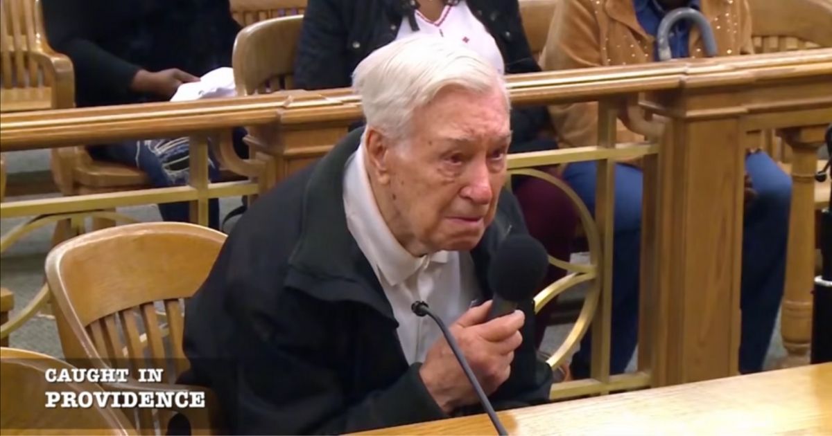 Victor Colello, 96, explaining his story to Judge Frank Caprio.