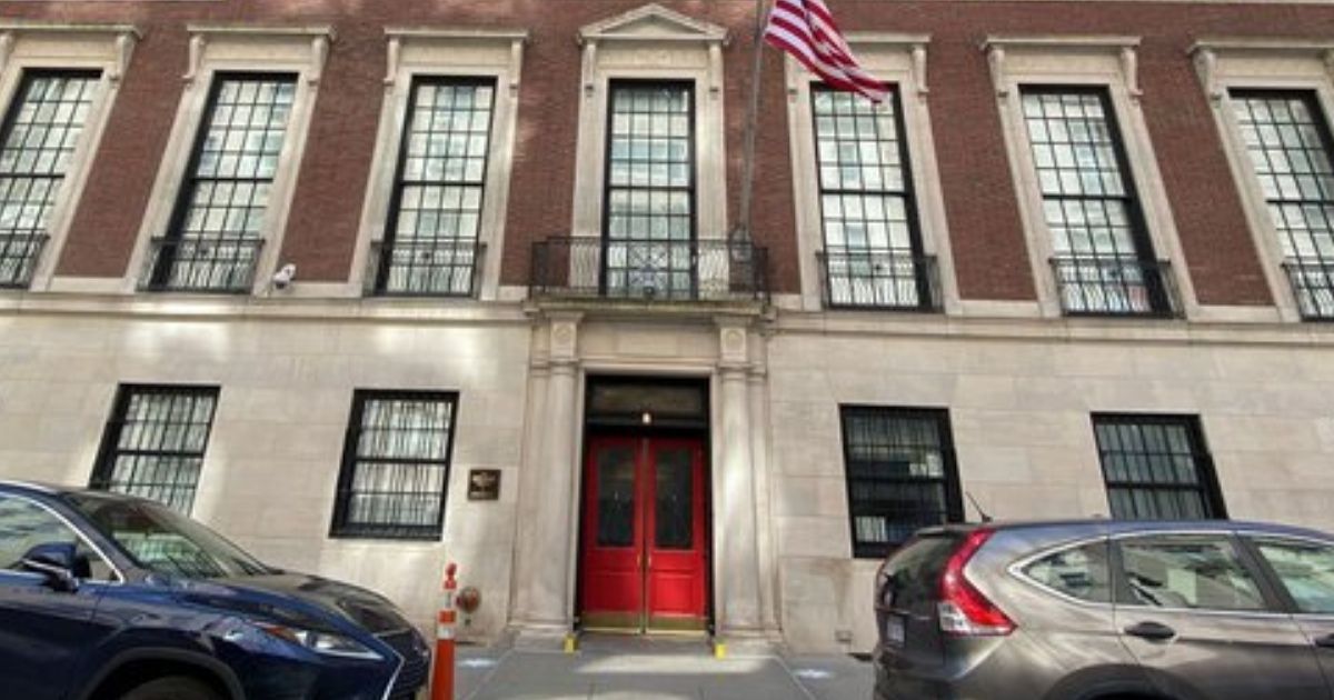 The pricey Spence School in Manhattan, New York.