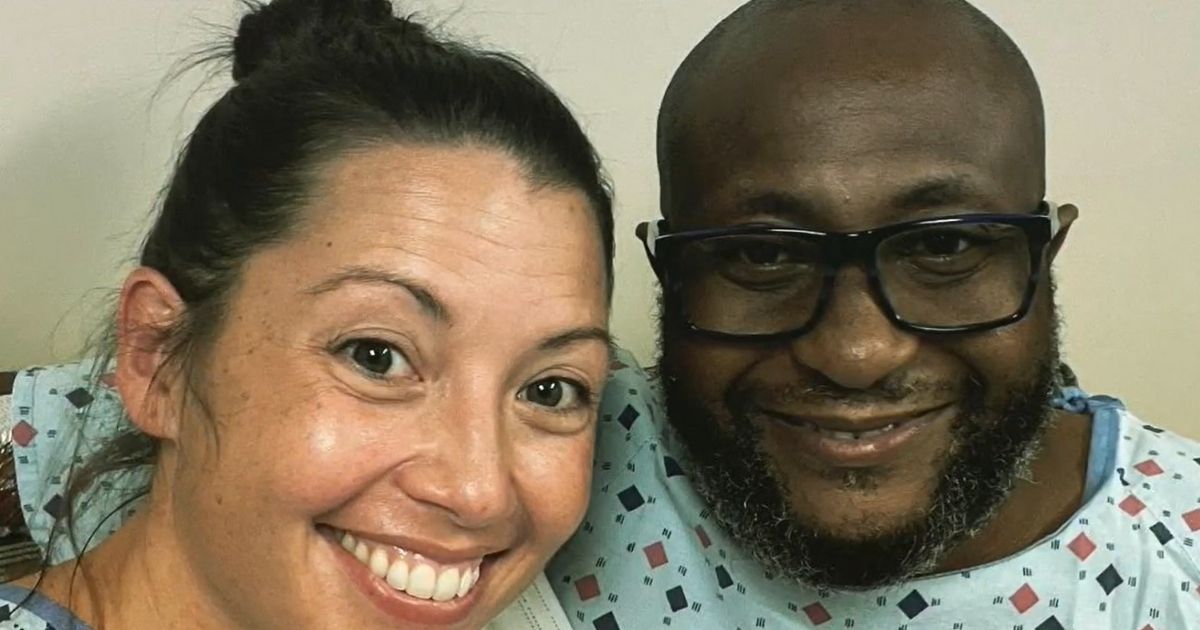 Natalie Luvaas, left, a corrections officer in Des Moines, Washington, donated a kidney to 22-year-old Navy vet Kendricks Brown, right.