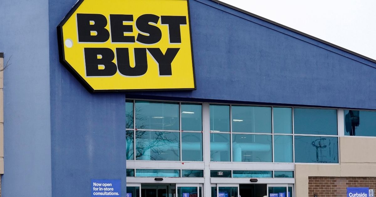 Best Buy's CEO Corie Barry is warning that the rise in thefts from stores across the country is causing her employees to become "traumatized."