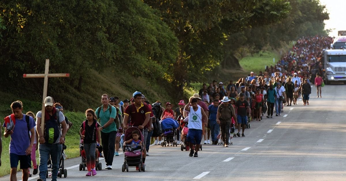 Migrants heading in a caravan to the U.S., walk towards Mexico City to request asylum and refugee status in Mapastepec, Chiapas State, Mexico, on Nov. 1.
