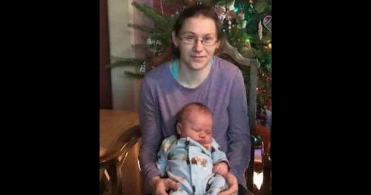 Heather Pingel of Bowler, Wisconsin, saved her 4-year-old son from a brutal mauling, but it ultimately cost her her life.