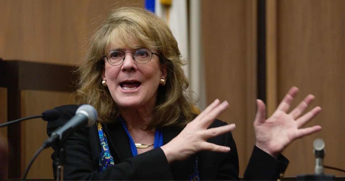 Elizabeth Loftus testifies in a child abuse trial at Middlesex Superior Court on Feb. 3, 2005, in Cambridge, Massachusetts.