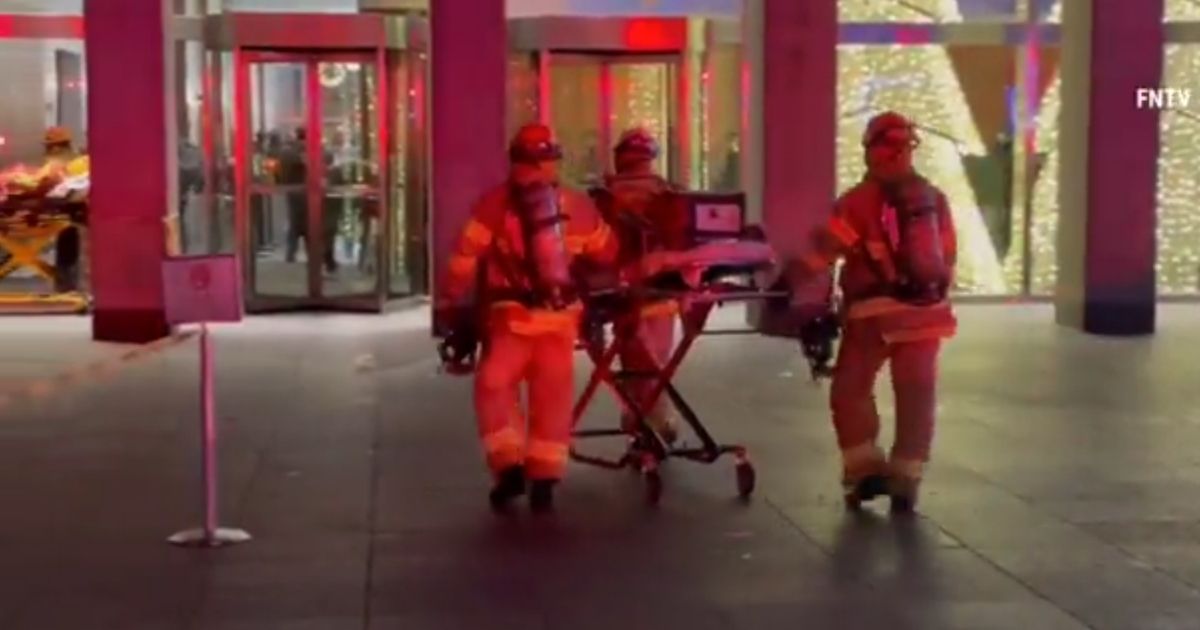 On Sunday night, the New York City Fire Department was called to put out a fire at FOX News Channel headquarters in Midtown Manhattan.