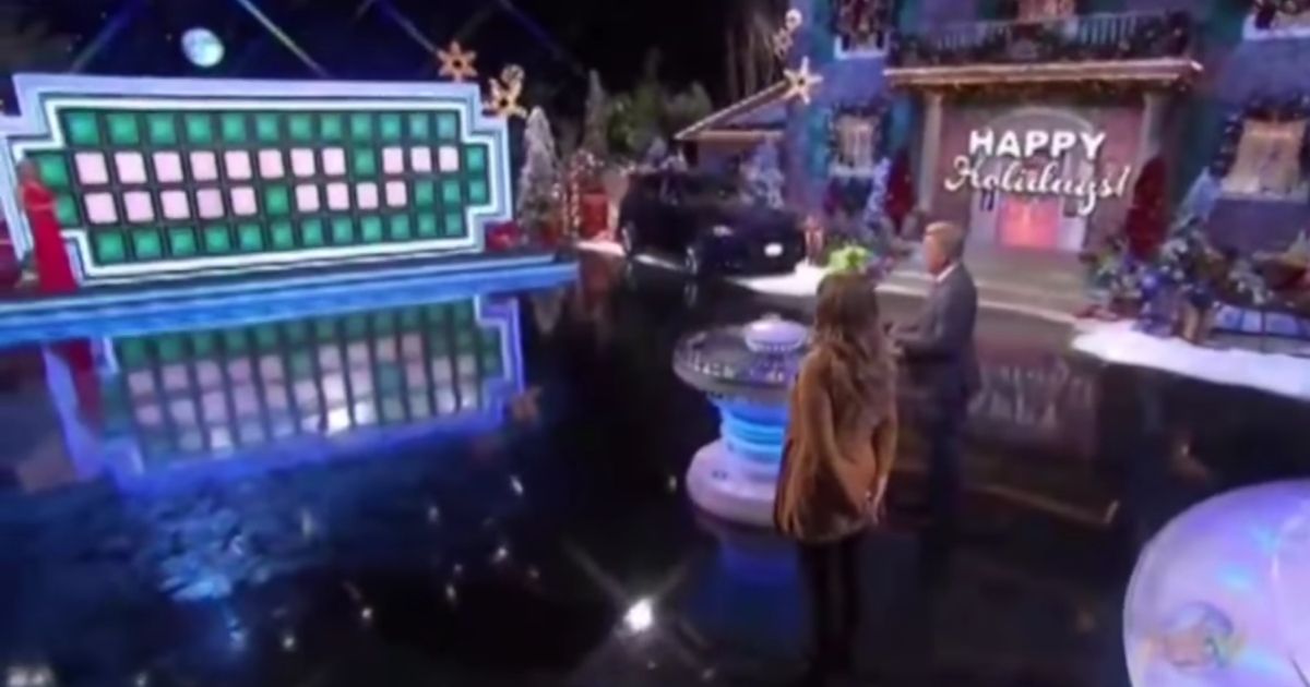 Popular game show Wheel of Fortune came under fire after contestant Charlene guessed a phrase correctly but missed out on her prize on a technicality.