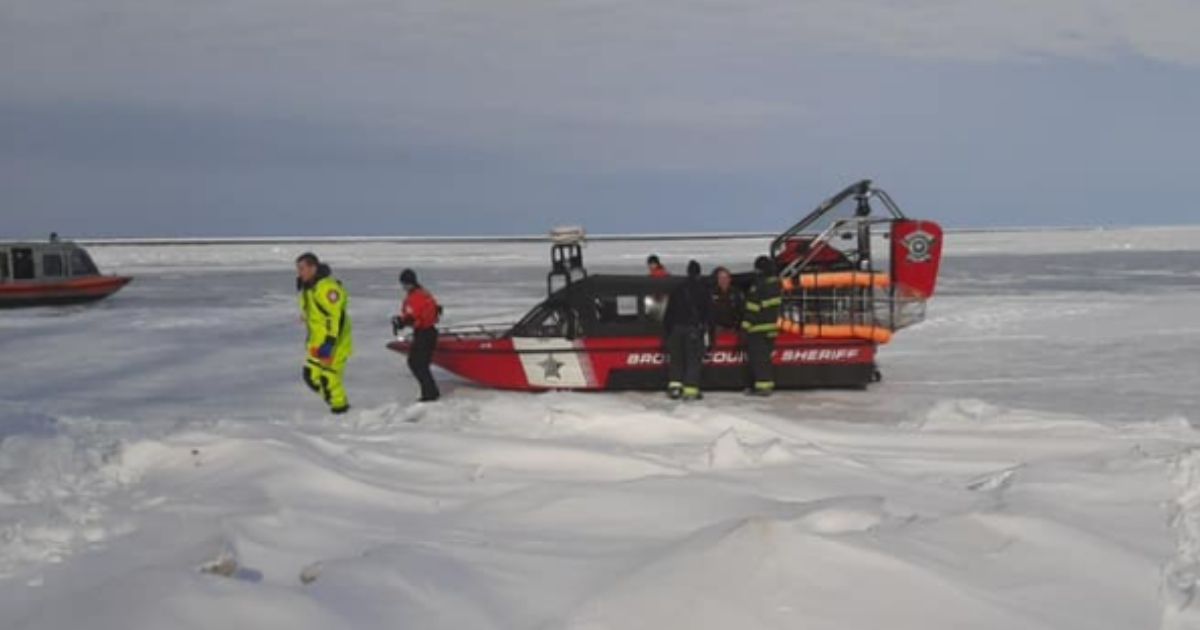 On Saturday, 27 fishermen were rescued from the Bay of Green Bay, Wisconsin, after a large crack formed in the ice.