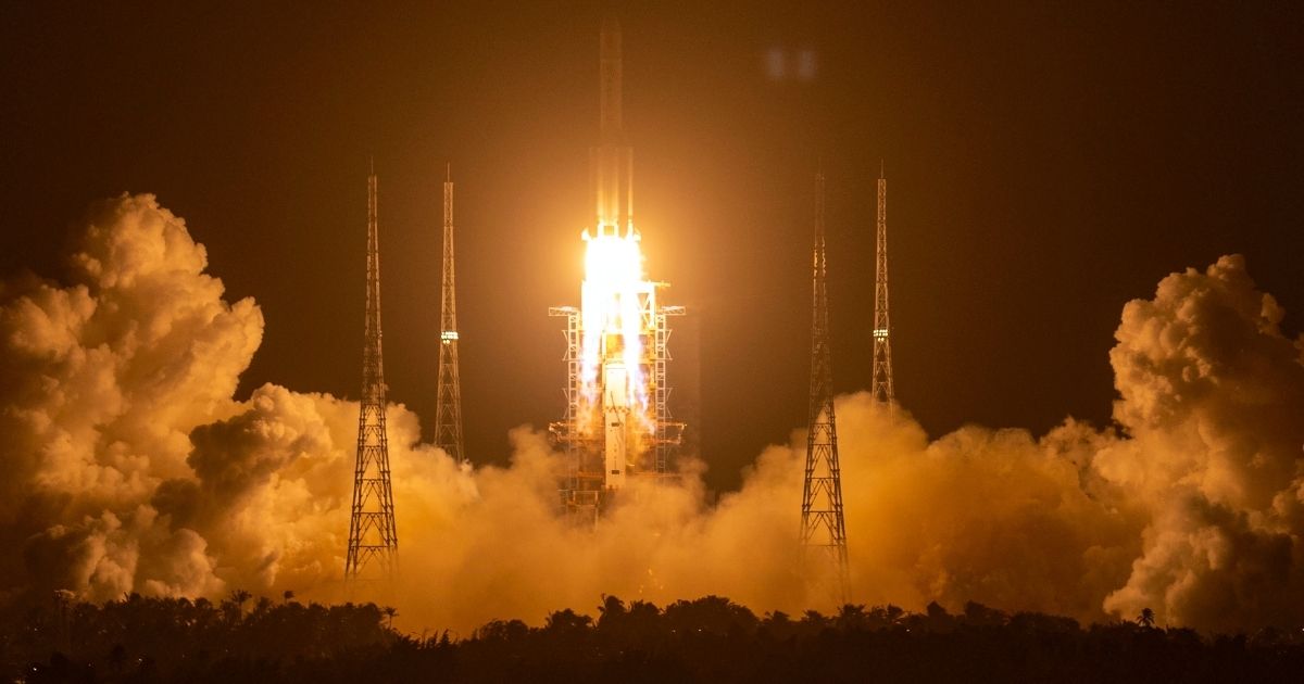 A Long March 5 rocket carrying the Chang'e 5 lunar mission lifts off at the Wenchang Space Launch Center in southern China early on Nov. 24, 2020.