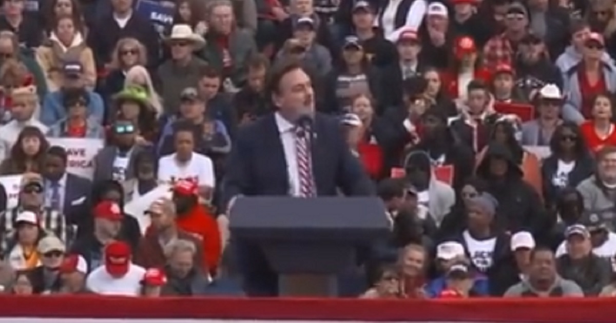 MyPillow CEO Mike Lindell speaks at a Donald Trump rally Saturday in Phoenix.