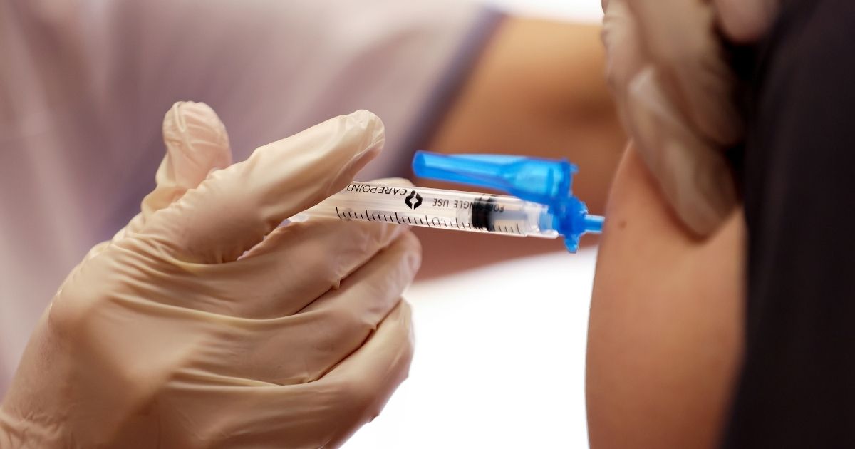 A dose of the Moderna COVID-19 vaccine is administered in Los Angeles on Jan. 7, 2021.