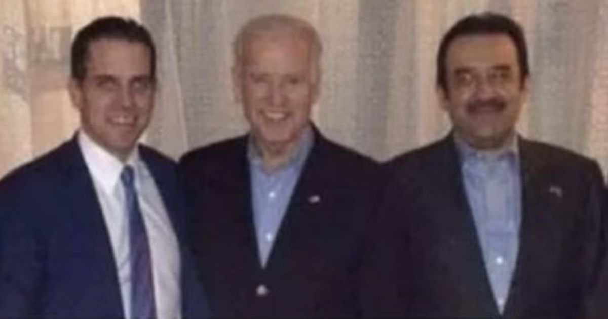 Hunter Biden and his father, Joe Biden, pose with with former Kazakh prime minister Karim Massimov.
