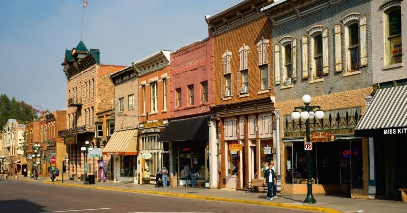 Main-Street-USA-817x429.jpg