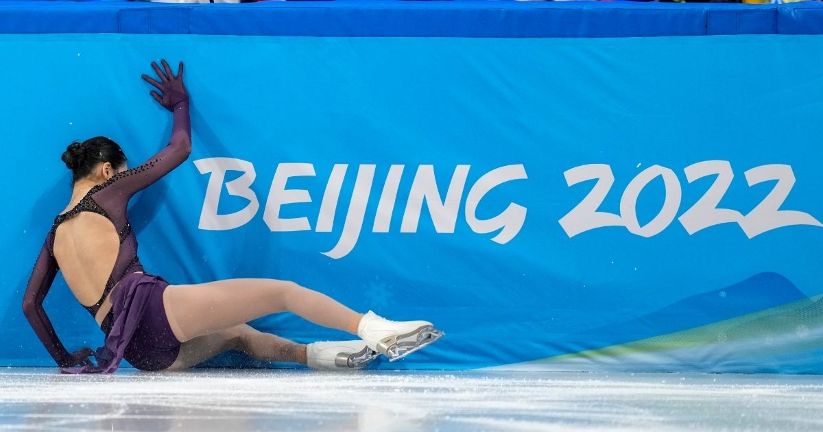 U.S.-born figure skater Zhu Yi, who renounced her citizenship to compete for China in the Beijing Winter Olympics, fell during her short program performance on Sunday.