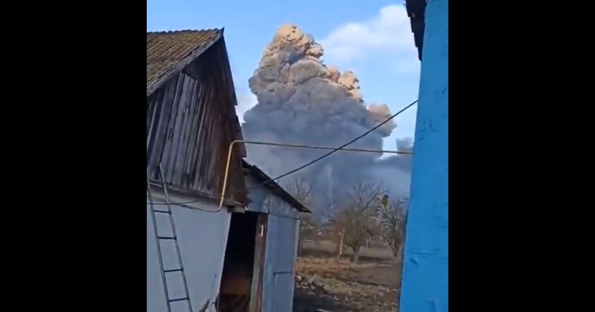 A video shows what is purported to be a Russian vacuum bomb explosion.