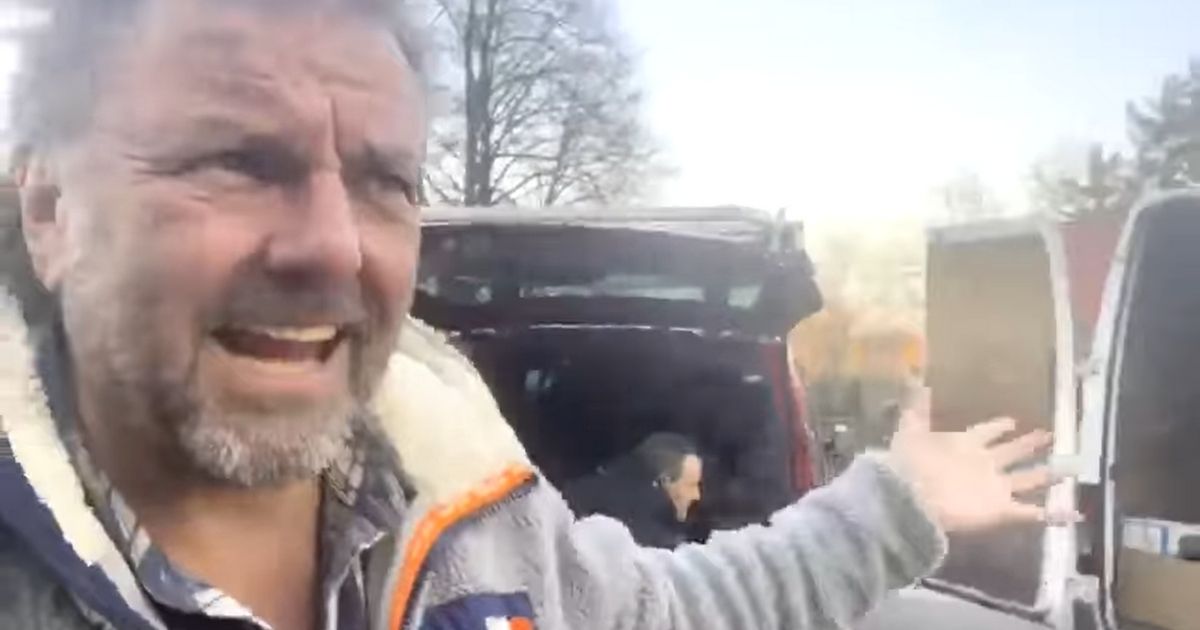 British TV star Martin Roberts delivers supplies to Ukrainian refugees.