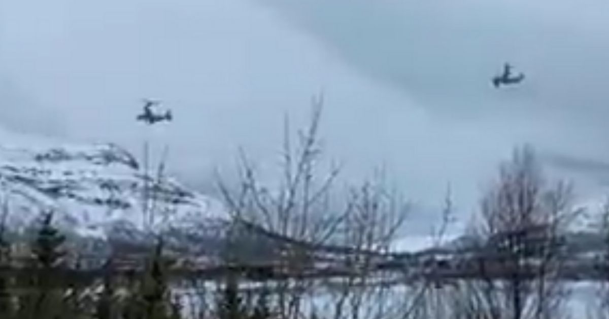 Two US Marine MV-22B Ospreys are seen on a training flight in Norway shortly before one of them crashed.