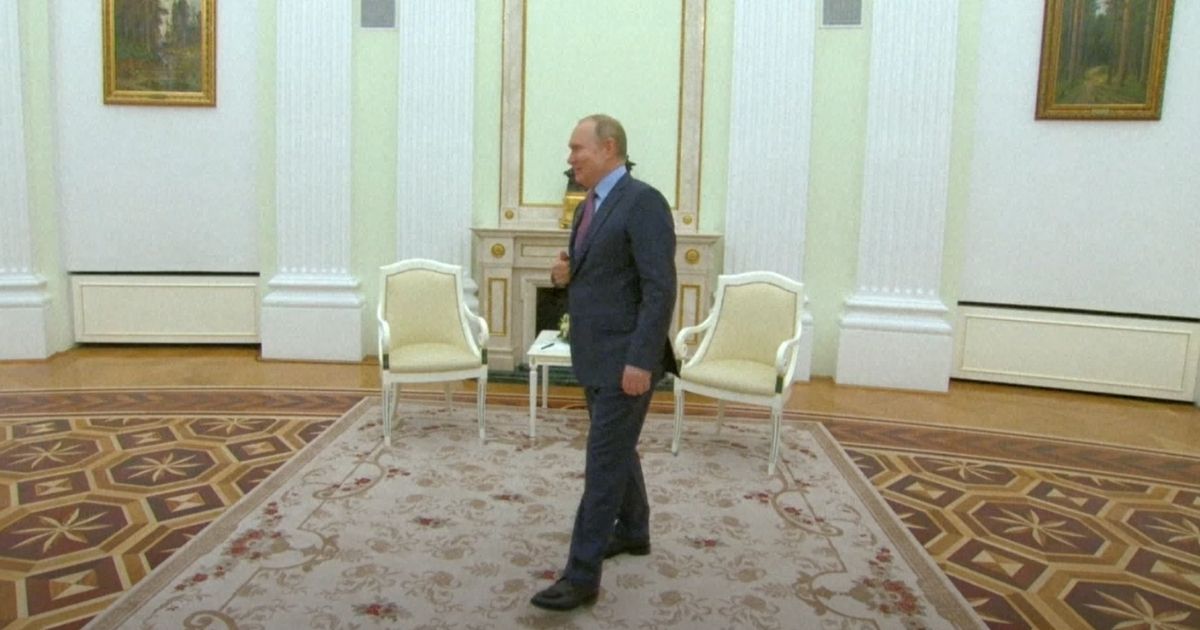 Russian President Vladimir Putin meets with his Belarusian counterpart Alexander Lukashenko in Moscow on Feb. 18.
