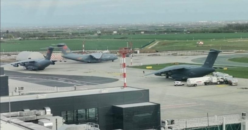 On Saturday, six Y-20 cargo planes from China landed in Belgrade, Serbia, reportedly carrying HQ-22 surface-to-air missile systems.
