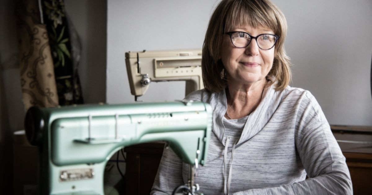 Colleen Coulbourne started by giving a job seeking class to help the homeless at Eugene Mission in Eugene, Oregon, but she learned to sew after one man asked her to he a pair of pants. Now, she is offering a sewing class to help the homeless.