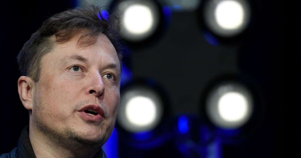 On Thursday, Tesla CEO Elon Musk offered to by Twitter outright for $43 billion, triggering a strong response from leftists.