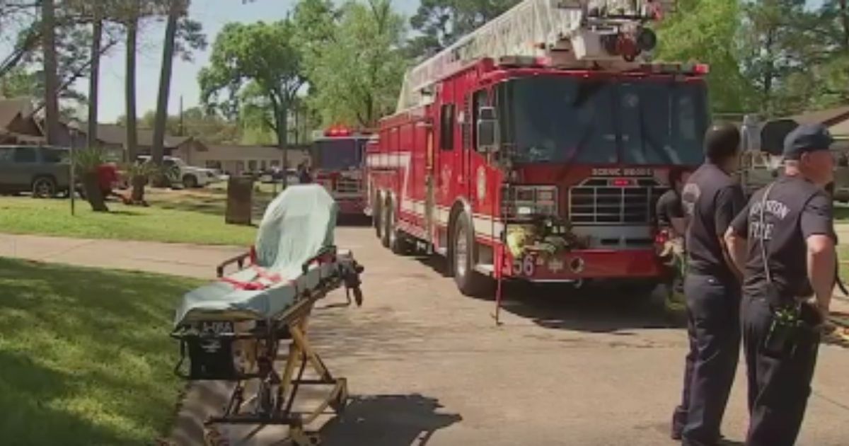 An elderly couple in Houston, Texas, was trapped in their home behind burglar bars during a fire. Two good Samaritans quickly rushed to the scene, helping the man out of the building. Unfortunately, they were unable to save his wife.