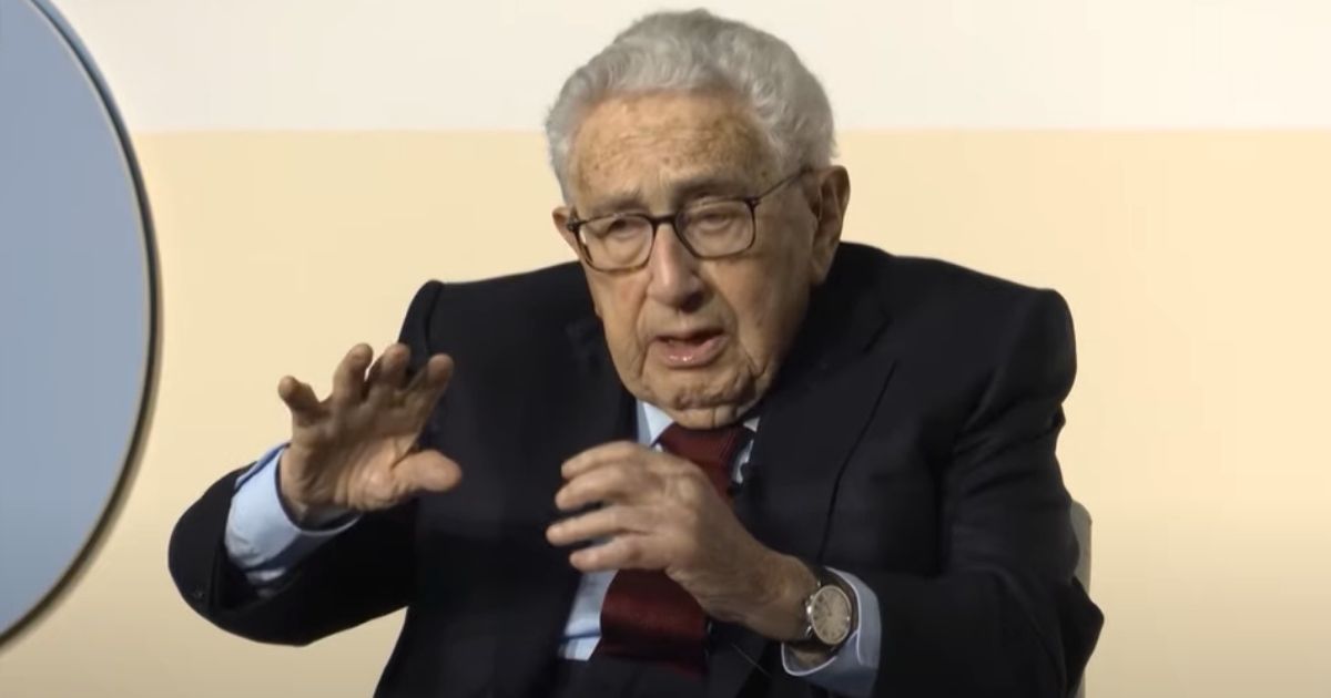 Former Secretary of State Henry Kissinger speaks during the FT Weekend Festival in Washington.