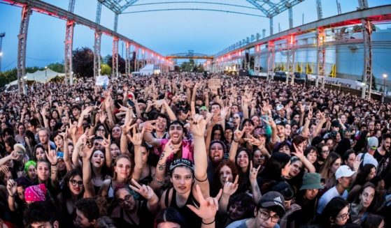A large crowd of fans waits for the Yungblud concert to begin on May 18 in Milan, Italy.
