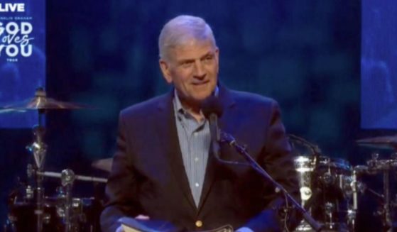 Franklin Graham's "God Loves You" tour will hit London next month and will reach the United States in the fall.