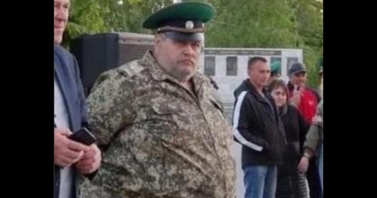 General Pavel was sent by Vladimir Putin into Ukraine.