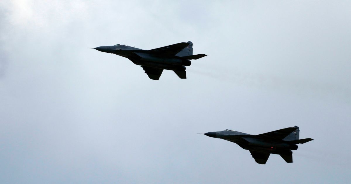Military-grade fighter jets perform training exercises near Belgrade, Serbia, on April 30.