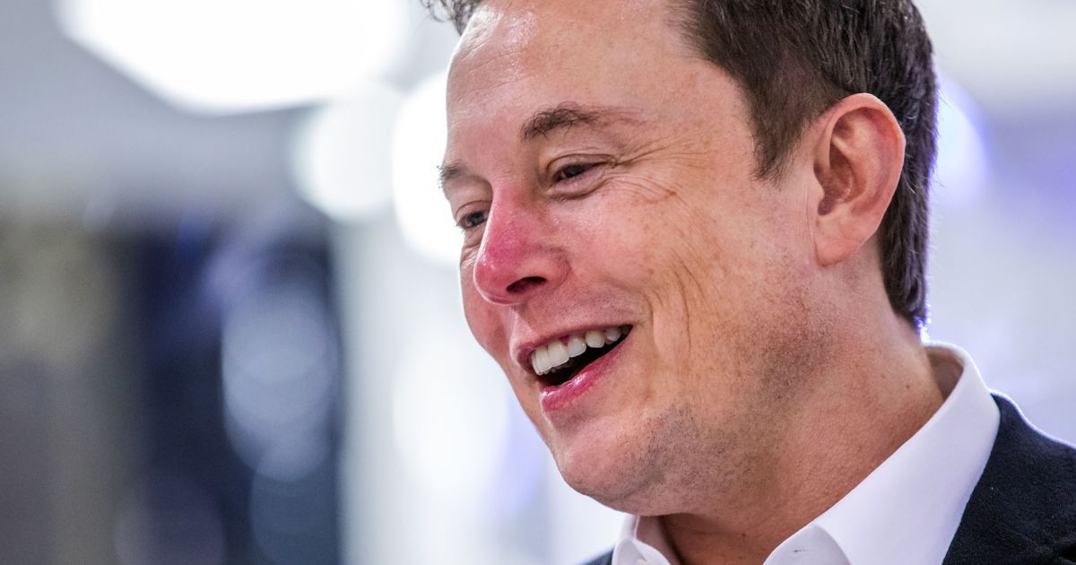 Elon Musk addresses the media during a news conference at the SpaceX headquarters in Hawthorne, California, on October 10, 2019.