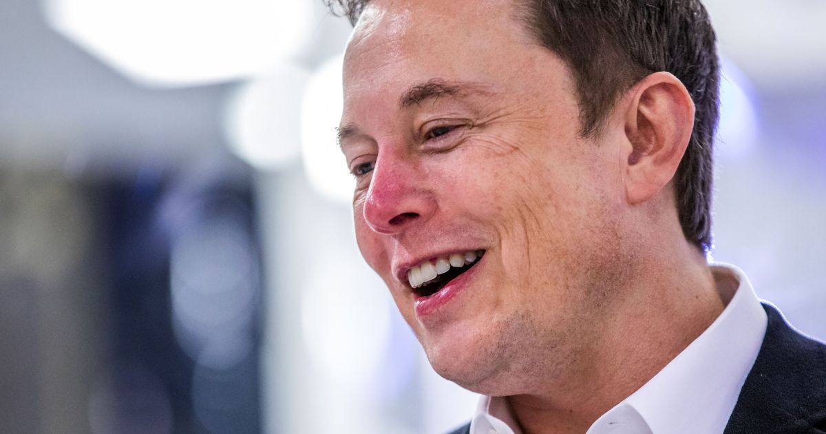 Elon Musk addresses the media during a news conference at the SpaceX headquarters in Hawthorne, California, on October 10, 2019.