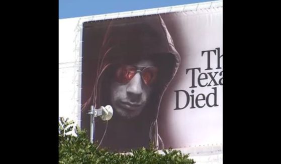 A San Francisco billboard warns people about moving to Texas.