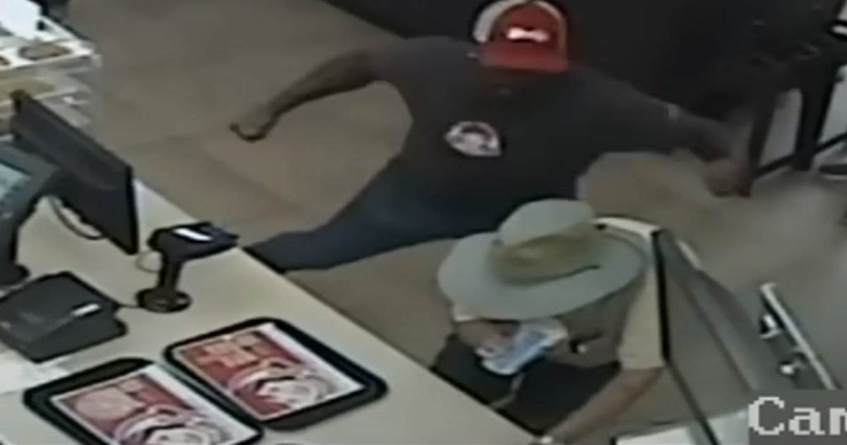 An Arizona man has died after allegedly being punched in the head by a Wendy's employee.