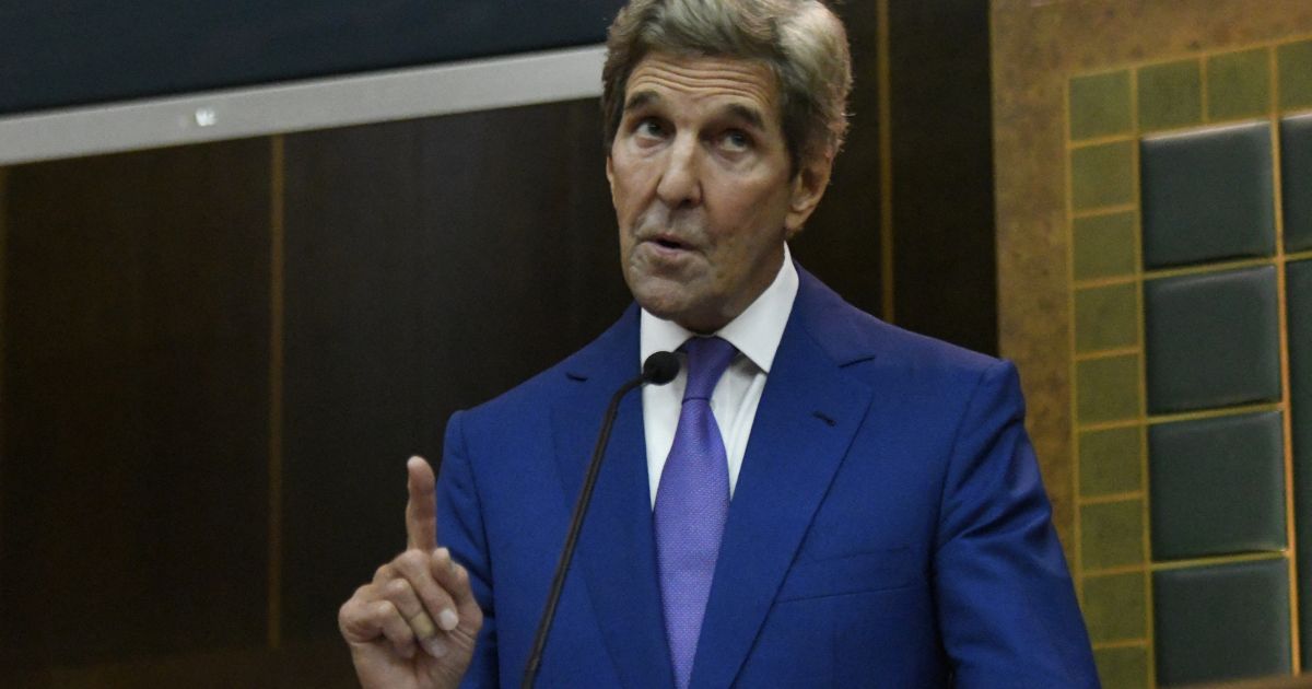 Climate envoy John Kerry speaks at the Conference of African Ministers on the Environment in Dakar, Senegal, on Thursday.