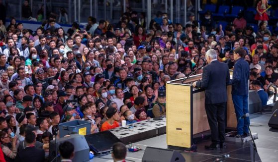 Franklin Graham preached at the first-ever Evangelistic event in Mongolia on Sunday to a crowd of 17,000 people.