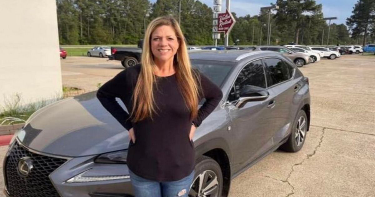 Michelle Reynolds, a Texas teacher, was reported missing Thursday.