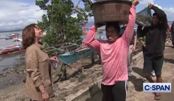 Kamala Harris greets Philippino fishermaning