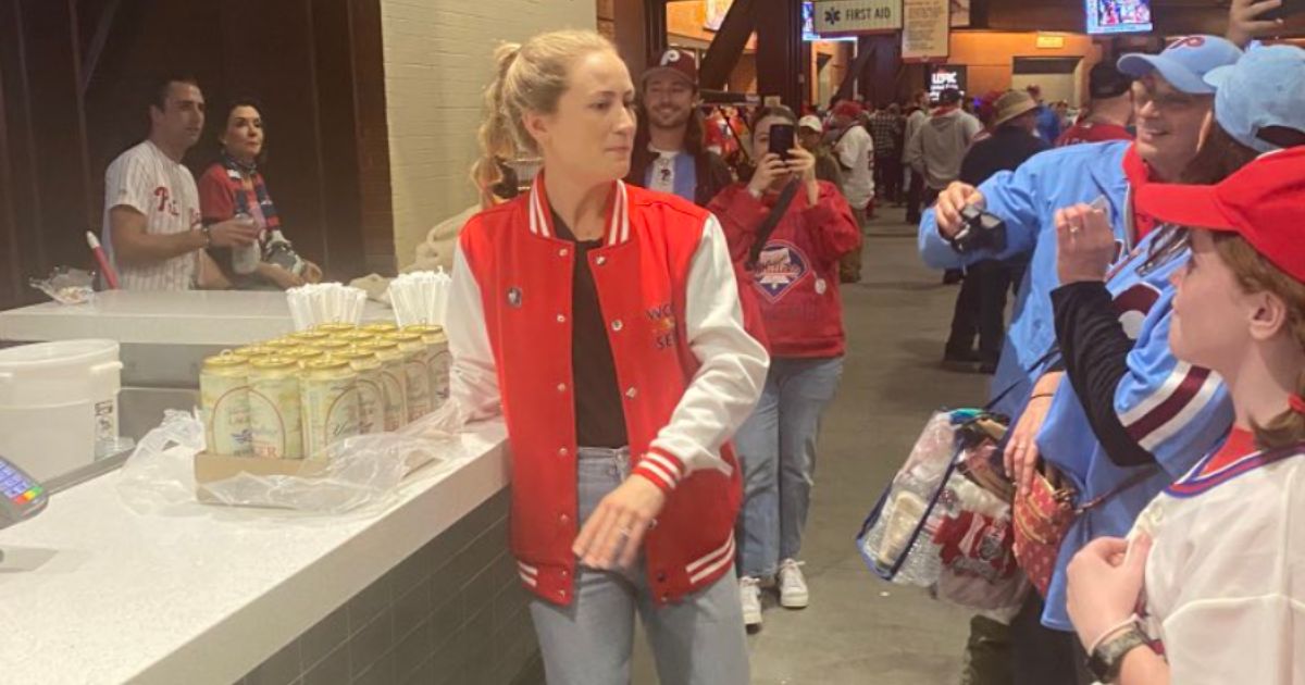 Jayme Hoskins got a lot of positive comments on Twitter for buying 100 free beers for Philadelphia Phillies fans Wednesday.