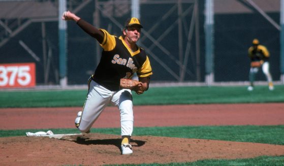 Gaylord Perry pitches for the San Diego Padres in 1979. Perry died Thursday at age 84.